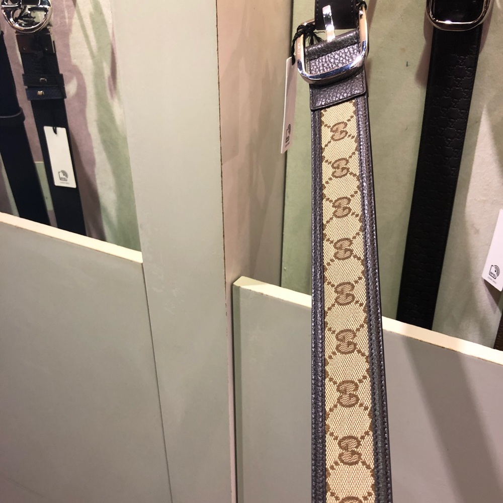 Gucci Classic Belt - Picture 2 of 2